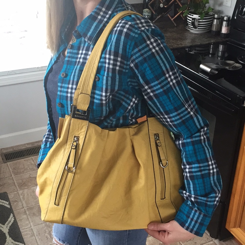 Rossetti Yellow Gold Purse